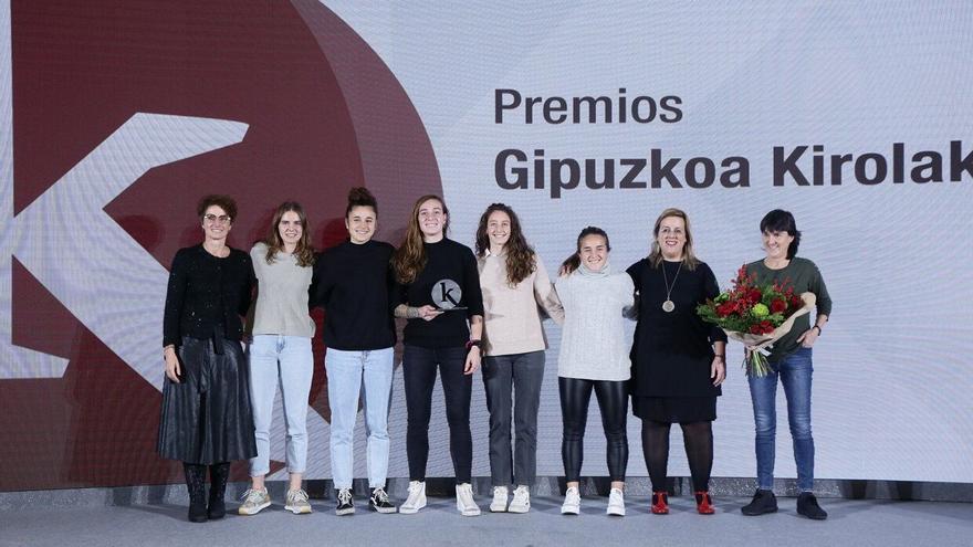 Las campeonas del mundo de la Real y Altuna III ganan el Gipuzkoa Kirola Saria