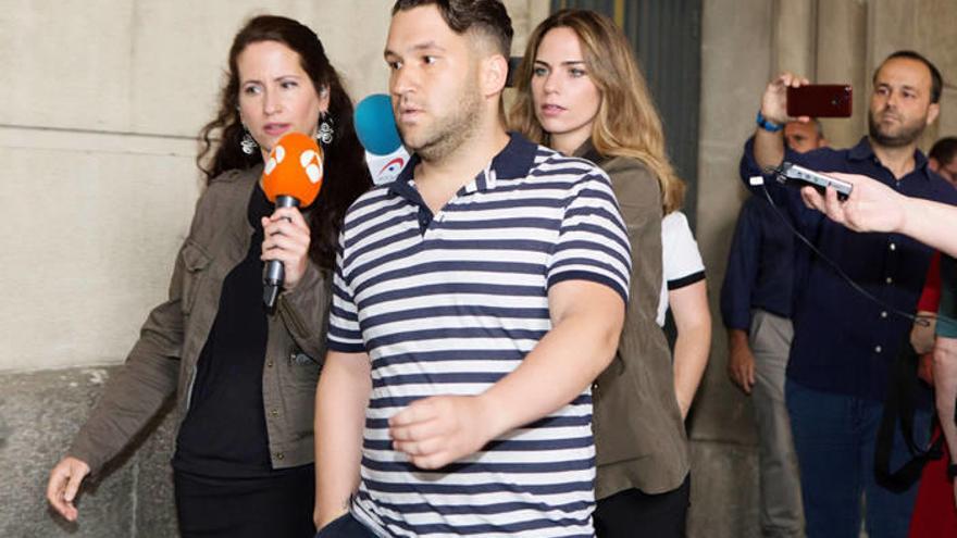 Profesionales de la información advierten que la aparición de &#039;La Manada&#039; en TV sería &quot;inmoral&quot;