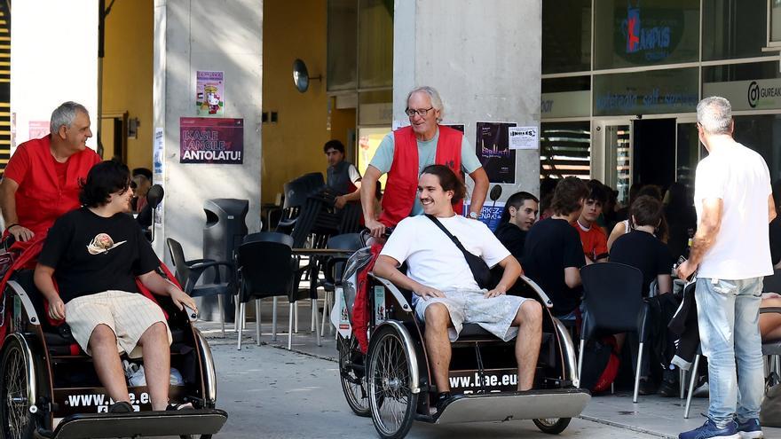 EHUko unibertsitateko kideen % 60 garraio publikoz mugitzen da