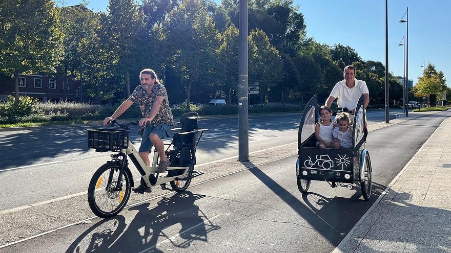 Un total de 235 familias se inscriben para utilizar una bicicleta eléctrica cedida por el Centro de Estudios Ambientales