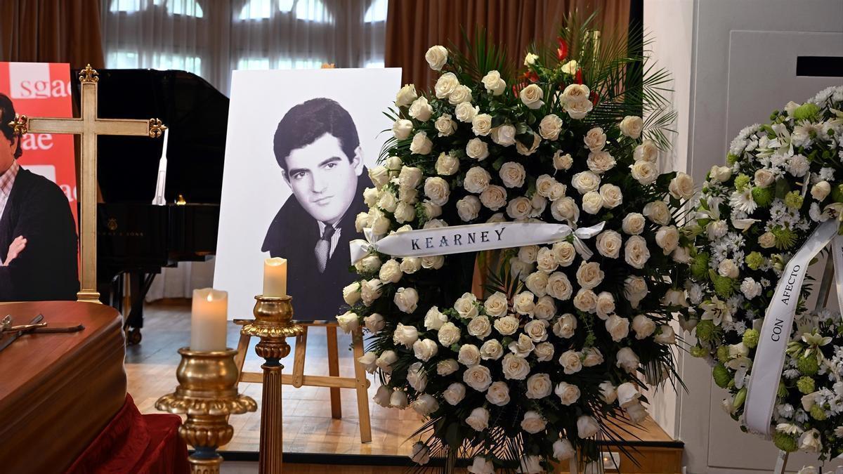 La capilla ardiente de Manuel de la Calva se instala en la sede de la SGAE en Madrid