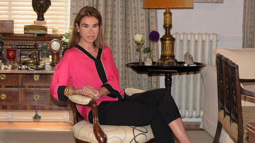 Carmen Posadas: “No me voy a jubilar, moriré con el boli en la mano”