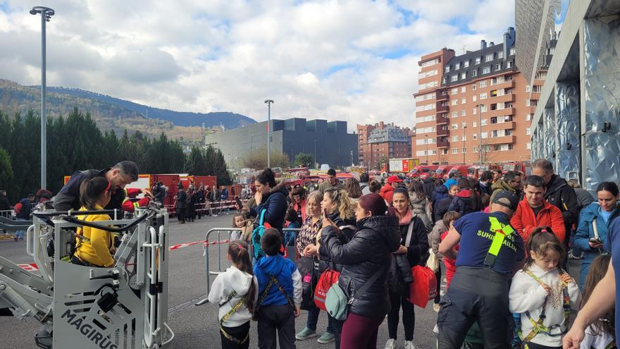 Los Bomberos y Bomberas de Bilbao abren sus puertas