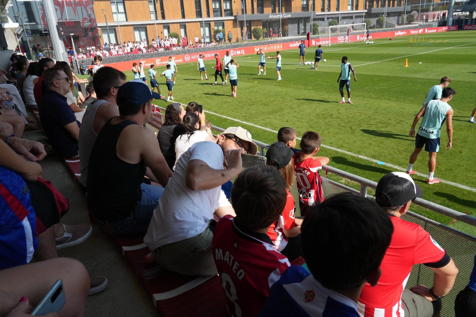 2.500 seguidores arropan al Athletic en Lezama