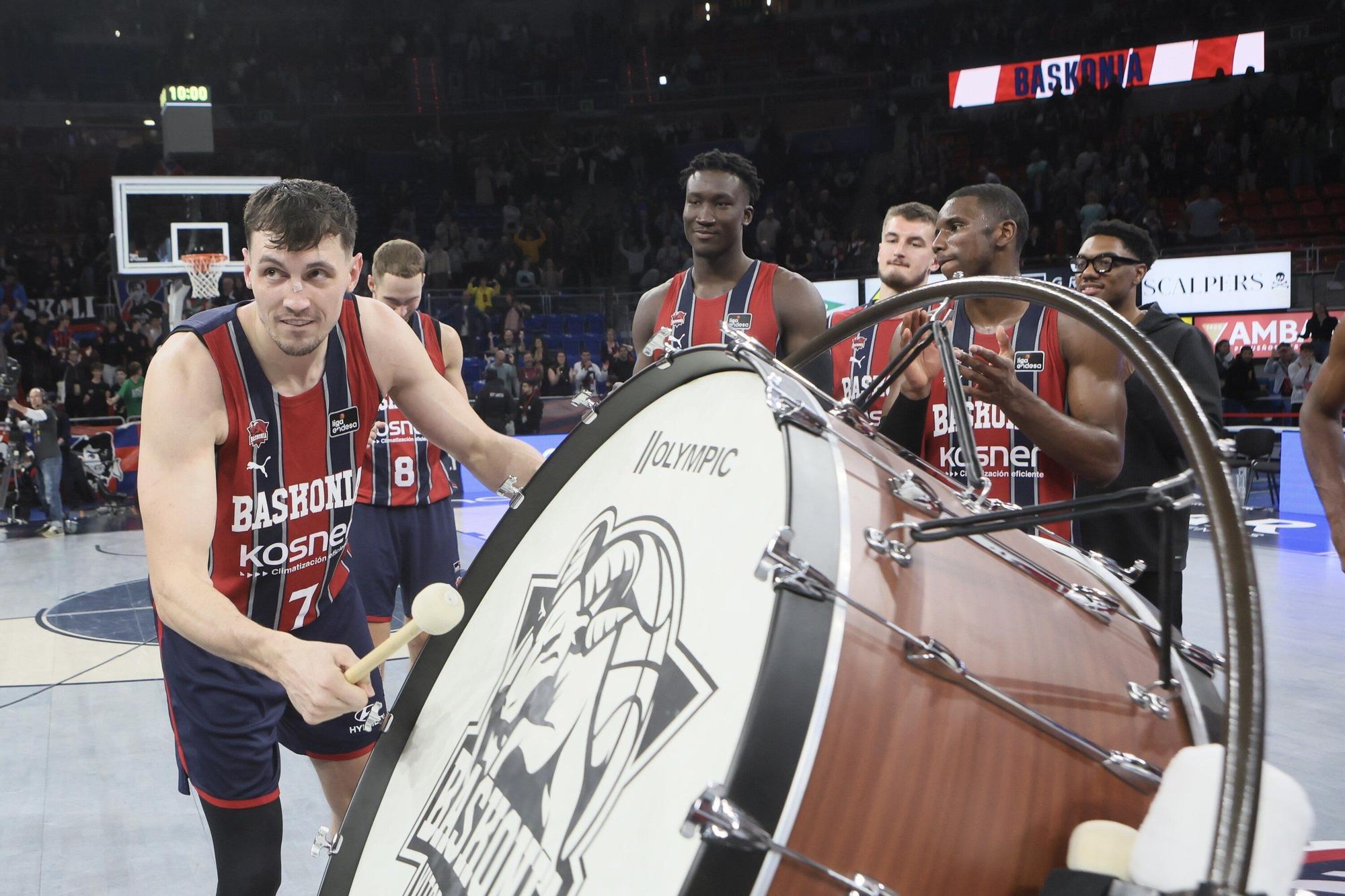 Todas las imágenes del Baskonia - La Laguna Tenerife (89-79)