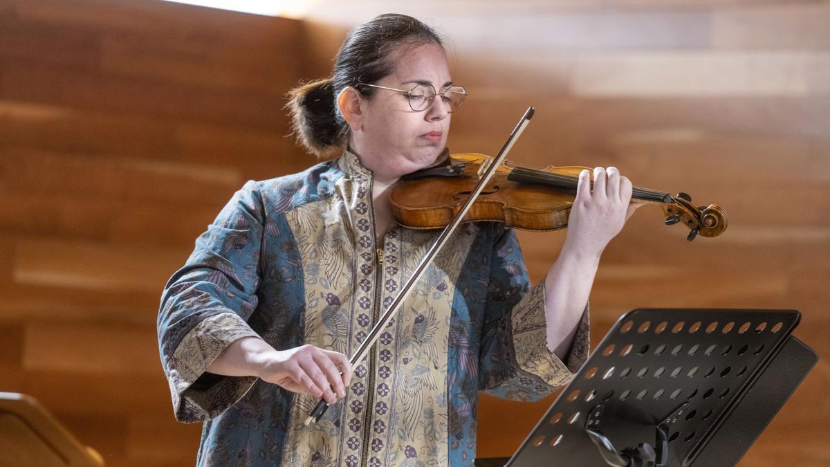 La violinista Cecilia Bercovich interpretará esta tarde en civivox Condestable el concierto &#039;Anatomía del tiempo&#039;