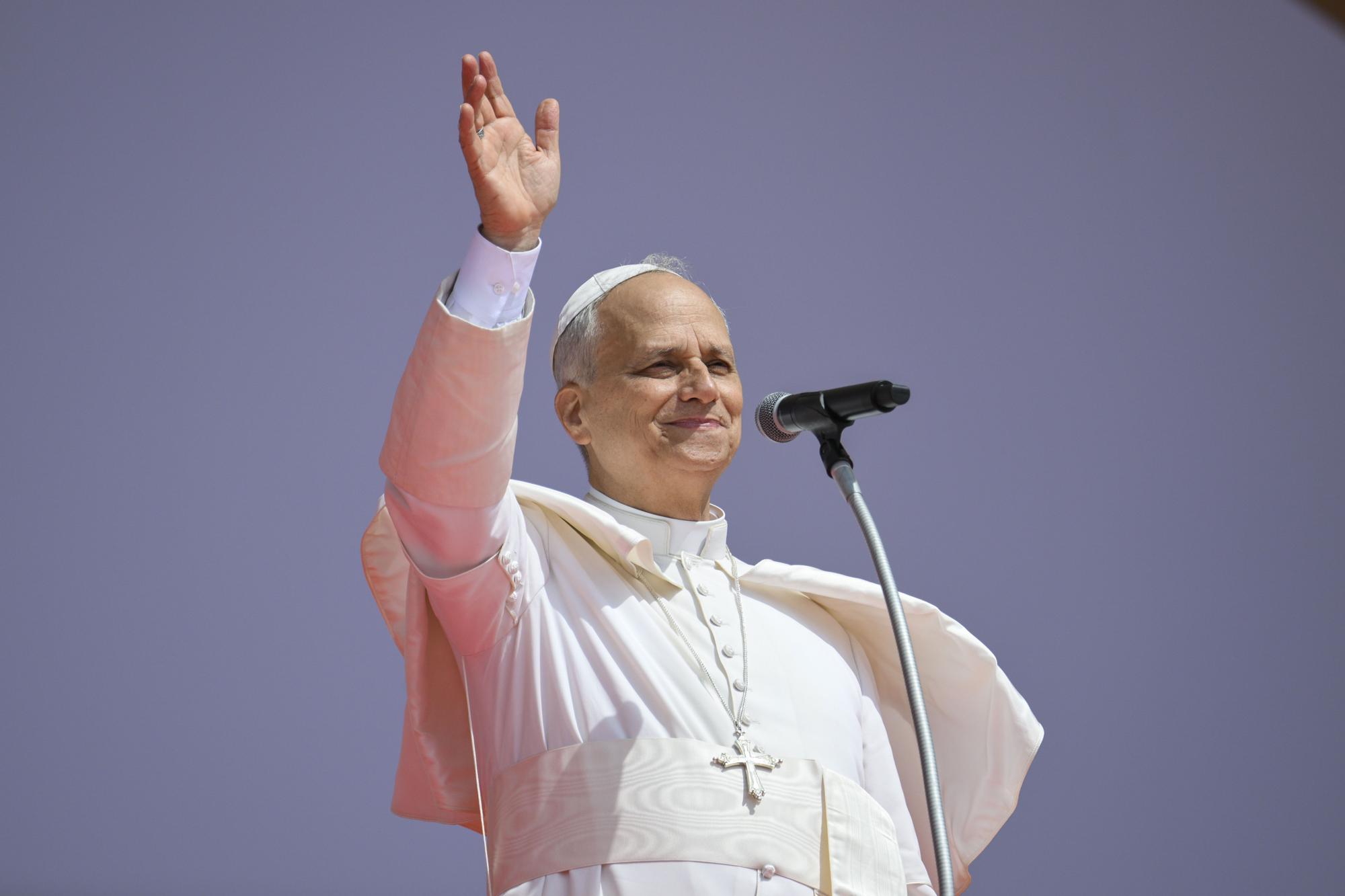 El papa León XIV despide el Jubileo de la Juventud