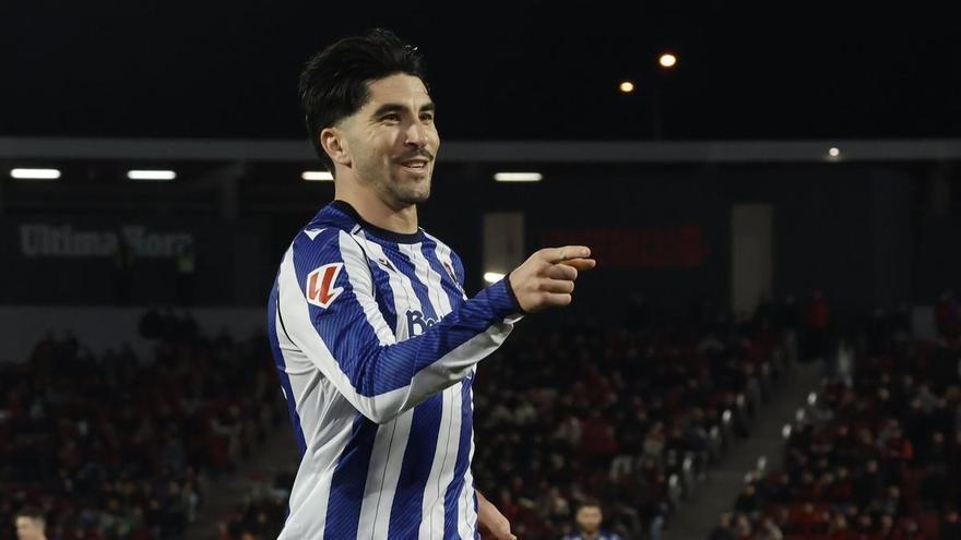 Matarazzo construye Real en torno a Carlos Soler