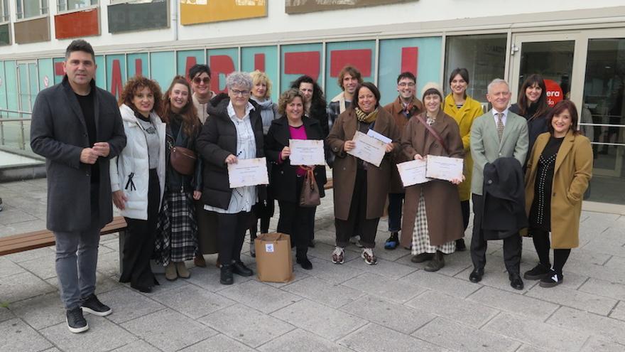 La boutique Otxaran ha ganado el concurso de escaparates navideños de Urretxu y Zumarraga