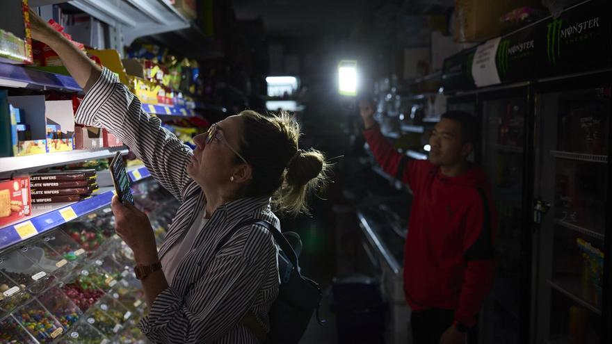 Los expertos europeos reparten culpas por el apagón: causado por una sobretensión por múltiples factores