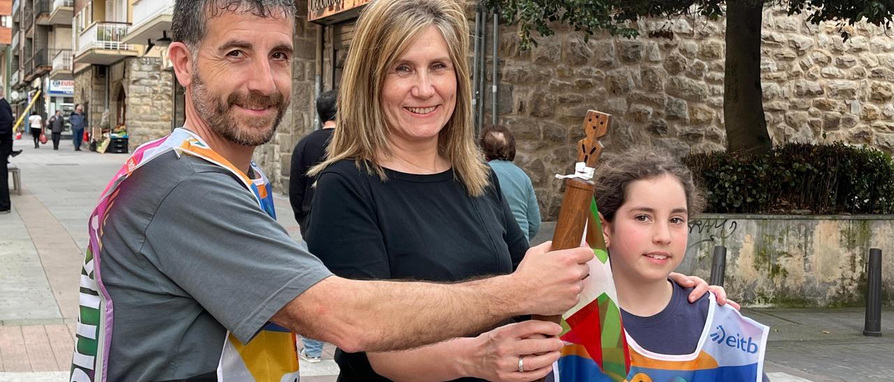 Ion Barbadillo y Julene Zubieta portarán el testigo de Korrika en nombre del pueblo de Galdakao