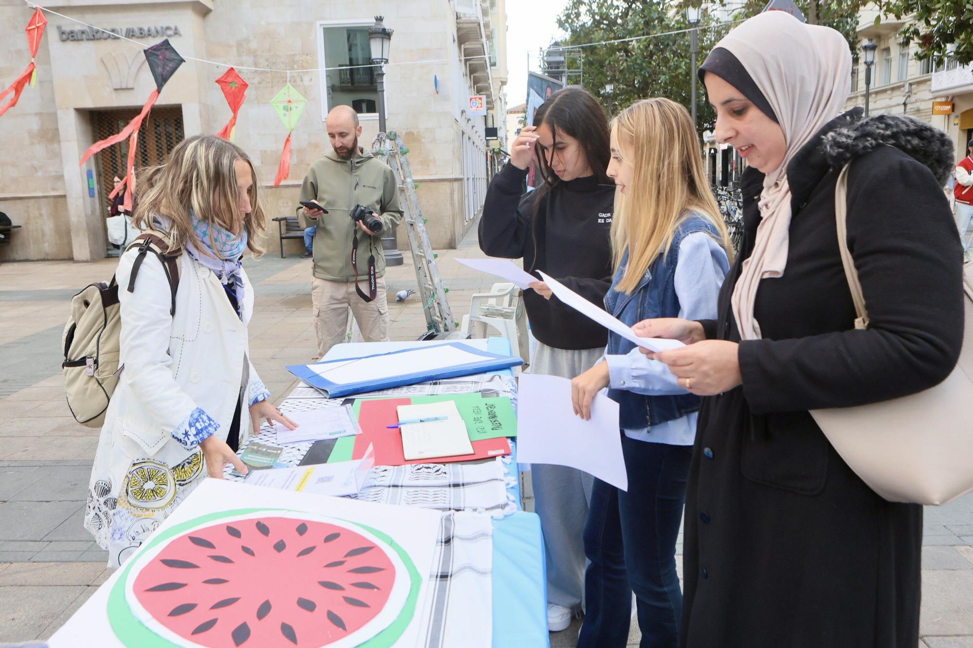 En imágenes: El Arca se llena con ‘Cometas por Palestina’