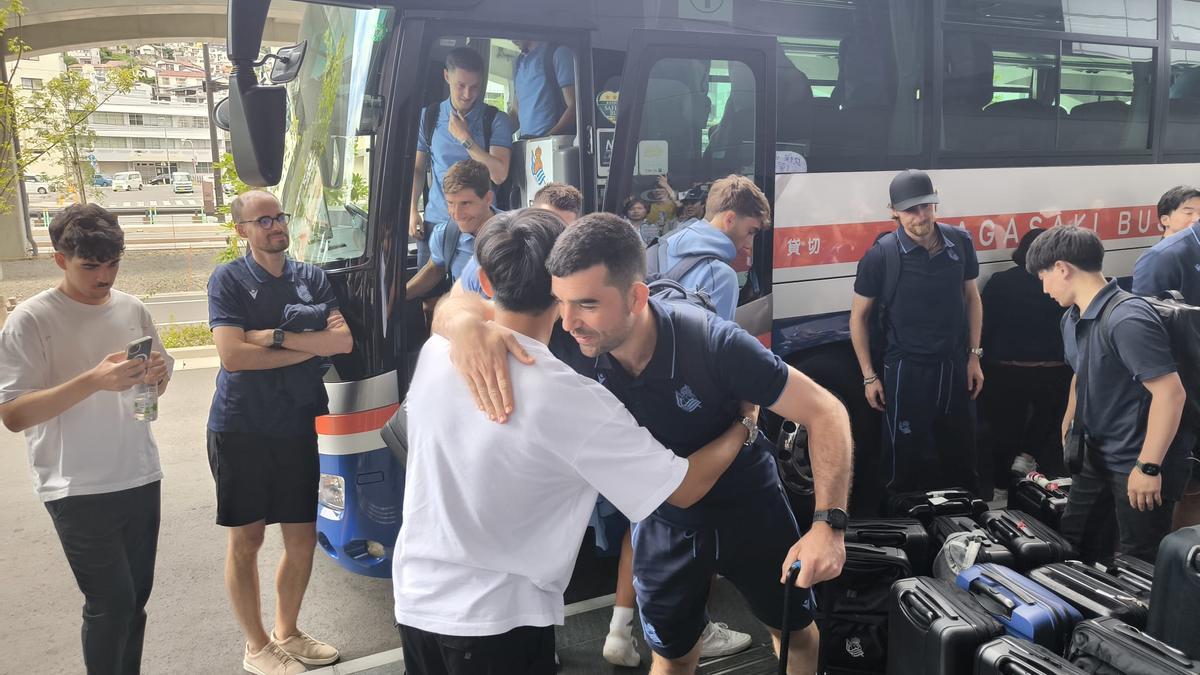 Take Kubo se suma a la expedición de la Real Sociedad en Japón