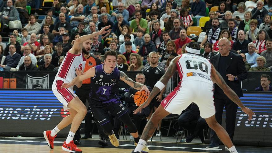 El Surne Bilbao Basket arrolla sin piedad al Zaragoza