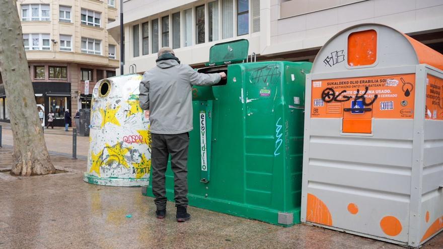 Vitoria es la quinta capital que más vidrio recicla y Álava la sexta provincia del Estado