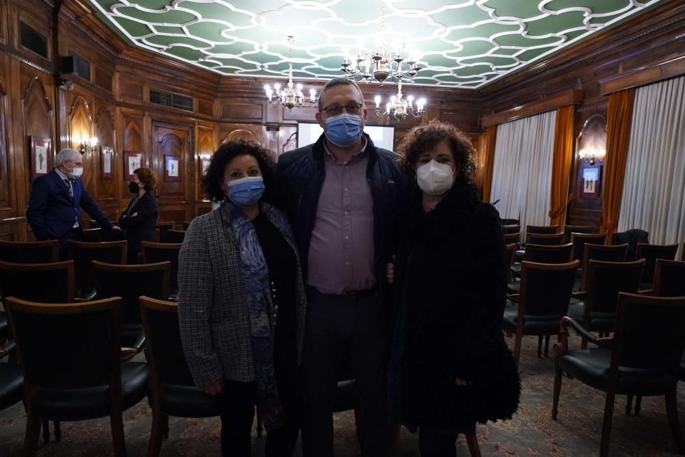 Ana Rosa García, Juan Pablo Hernández y Elisabeth Sarriugarte no faltaron a la cita.