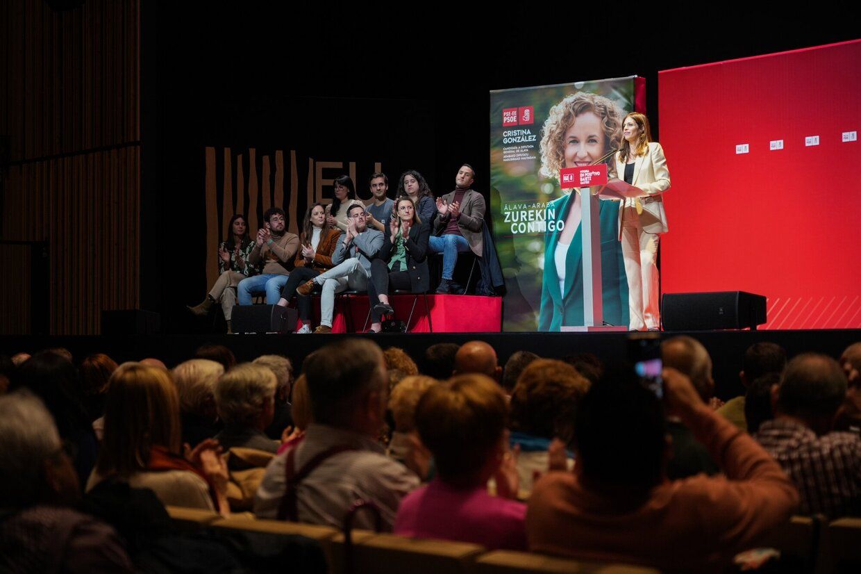 En imágenes: arranca la campaña en Vitoria
