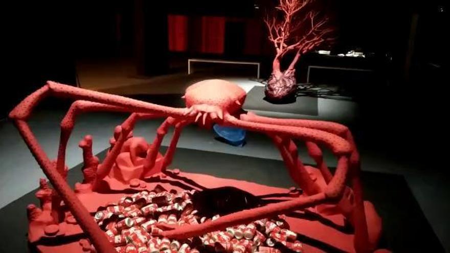 Breve paseo por la exposición &#039;The Red Gernika&#039;