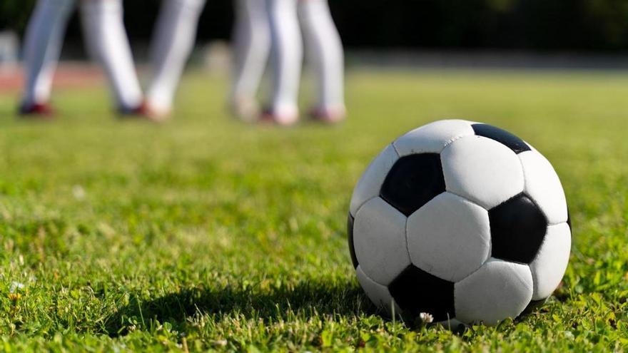 Condenado un entrenador de fútbol infantil a 61 años de cárcel por abusar sexualmente de jugadoras en Huelva