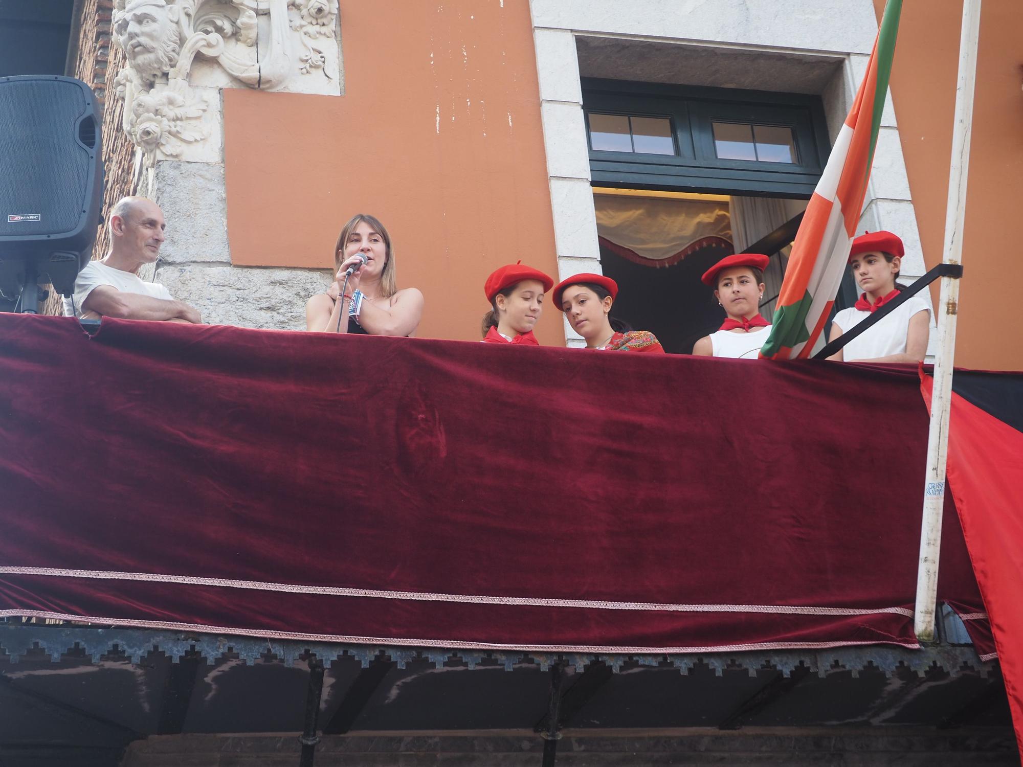 Zestoa ya respira ambiente de fiesta