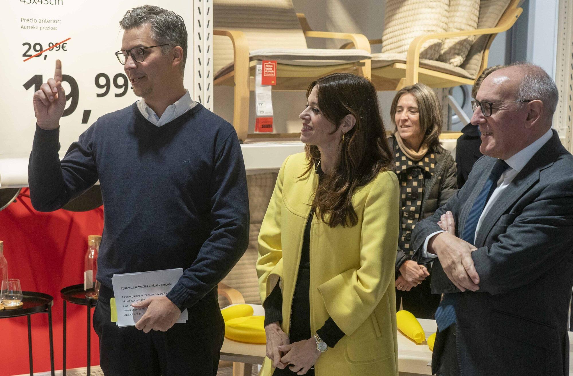 Fotos de la inauguración de la nueva tienda de Ikea en Vitoria