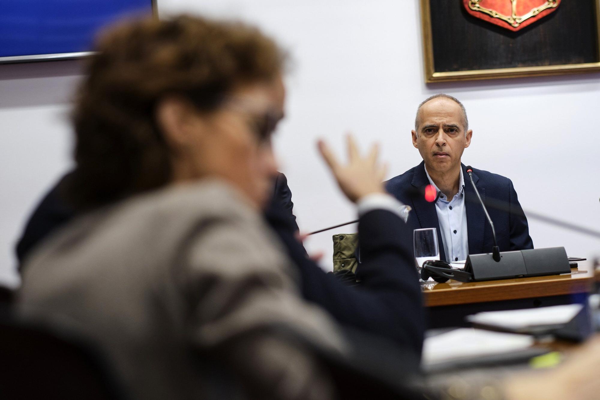 Los redactores del proyecto de los túneles de Belate, en la comisión de investigación