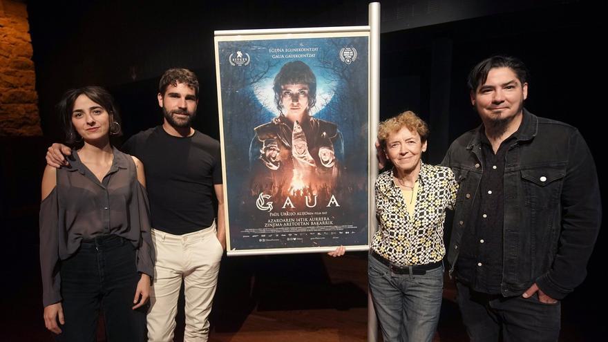 Yune Nogueiras y Asier Altuna presentarán &#039;Gaua&#039; y &#039;Karmele&#039; en casa