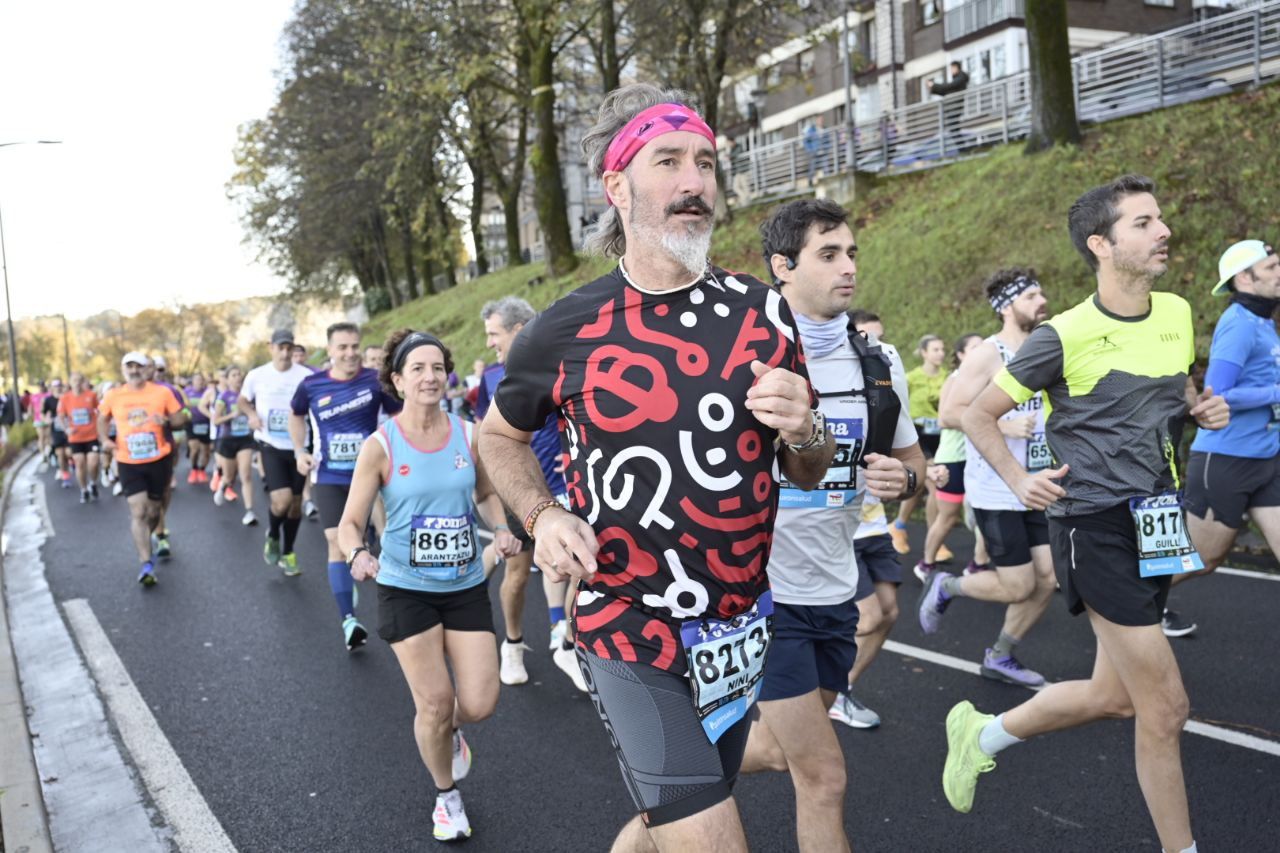 Ilusión y concentración en la salida de la Behobia-San Sebastián