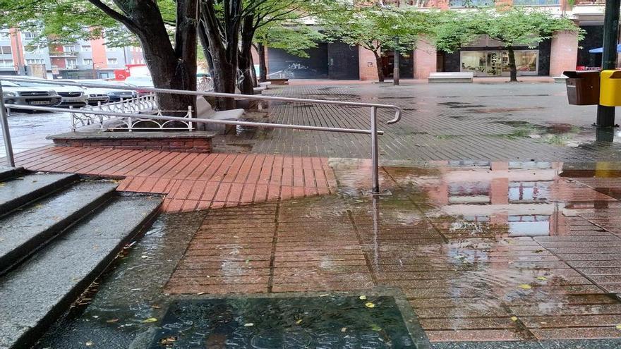 El PNV de Bergara reprocha a EH Bildu que siga “sin garantizar” la accesibilidad en la plaza Simón Arrieta