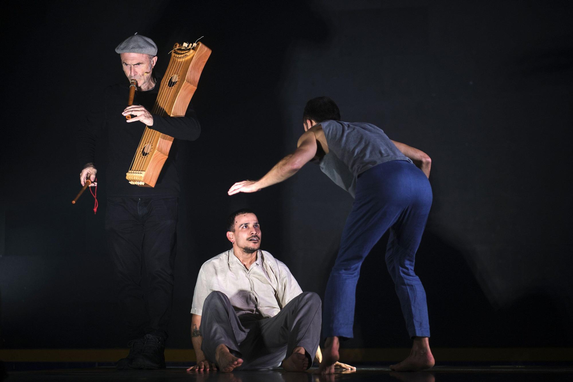 Fotos del espectáculo Ezberdin berdinak