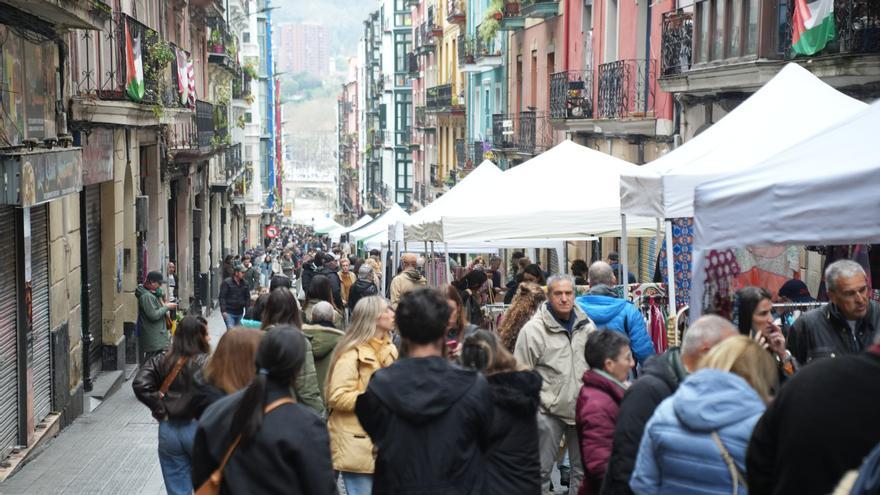 Dos de Mayo busca firmas para su próxima cita