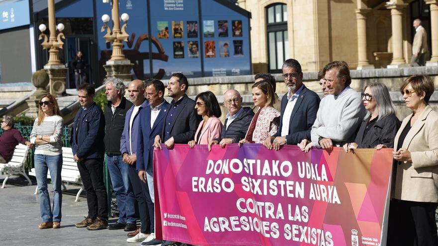Una concentración condena en Donostia la última agresión sexual