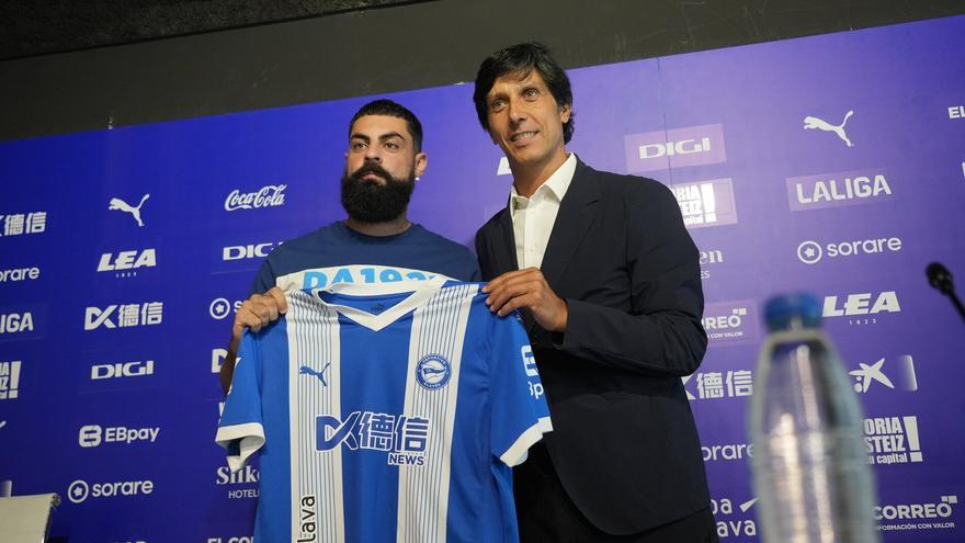 Sergio Fernández: "Seguimos trabajando en las renovaciones de Abqar y Javi López"