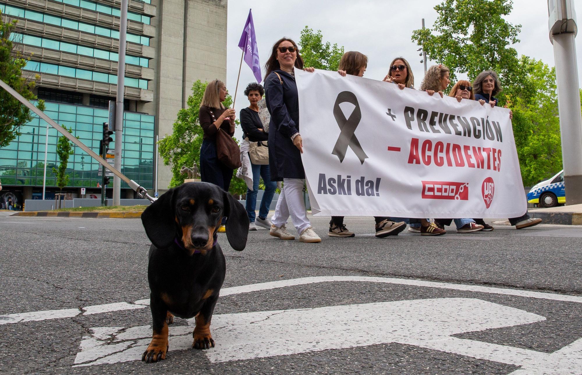 Fotos de la manifestación de UGT y CCOO por el 1 de mayo en Pamplona