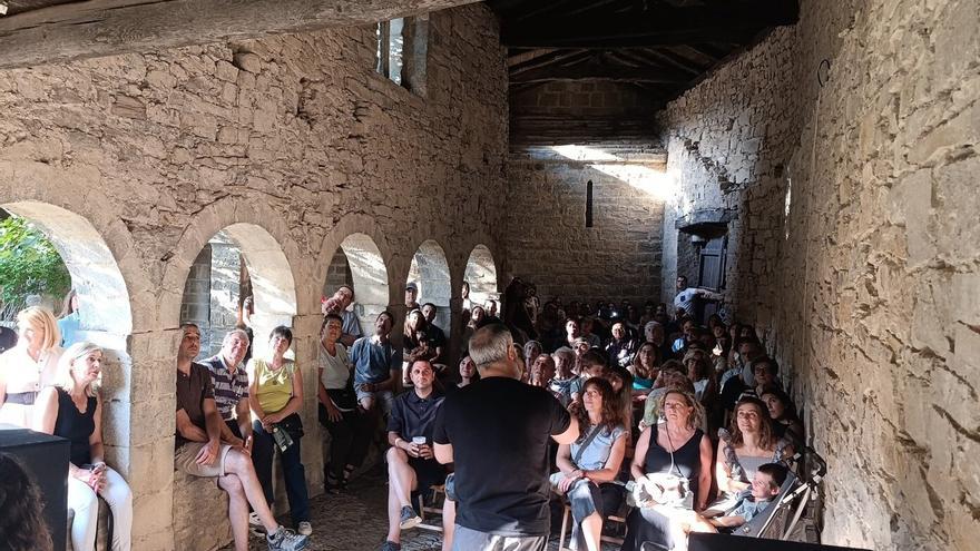 Muestra etnográfica y reportaje audiovisual en Santa Fe, en Urraúl Alto