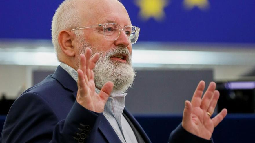 Bruselas &quot;estudiará&quot; las medidas de Moncloa para rebajar la factura de la luz