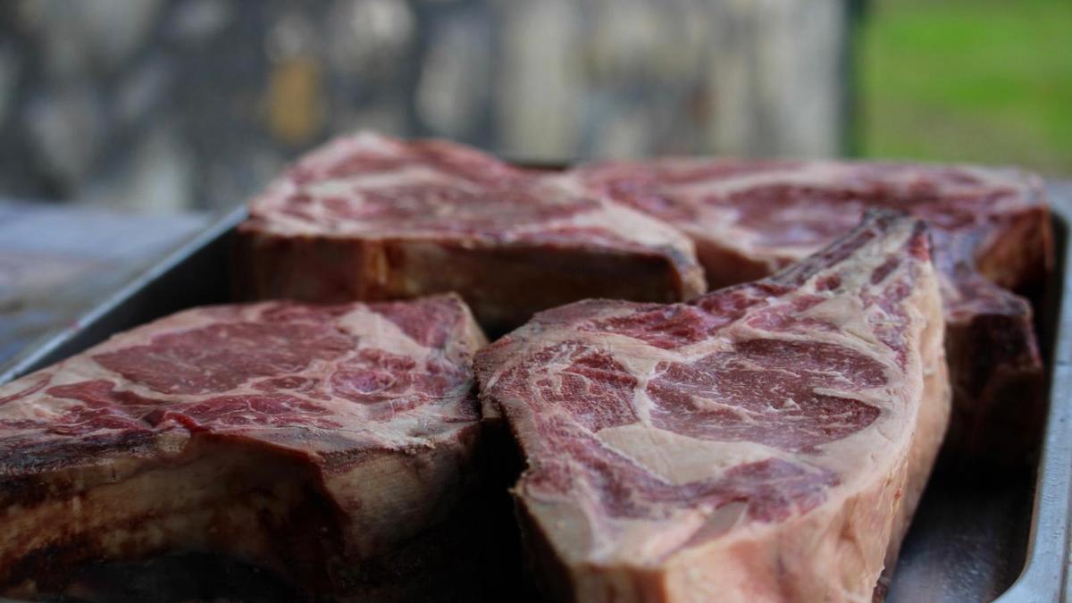 En imágenes: Ermualdeko Zura, un restaurante que tienta desde Laudio
