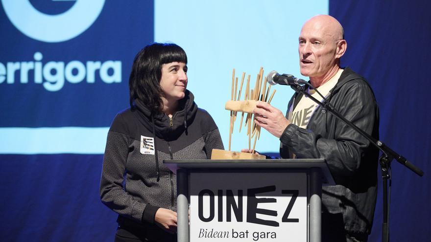 Errigora, auzolana eta euskararekiko konpromiso sendoa