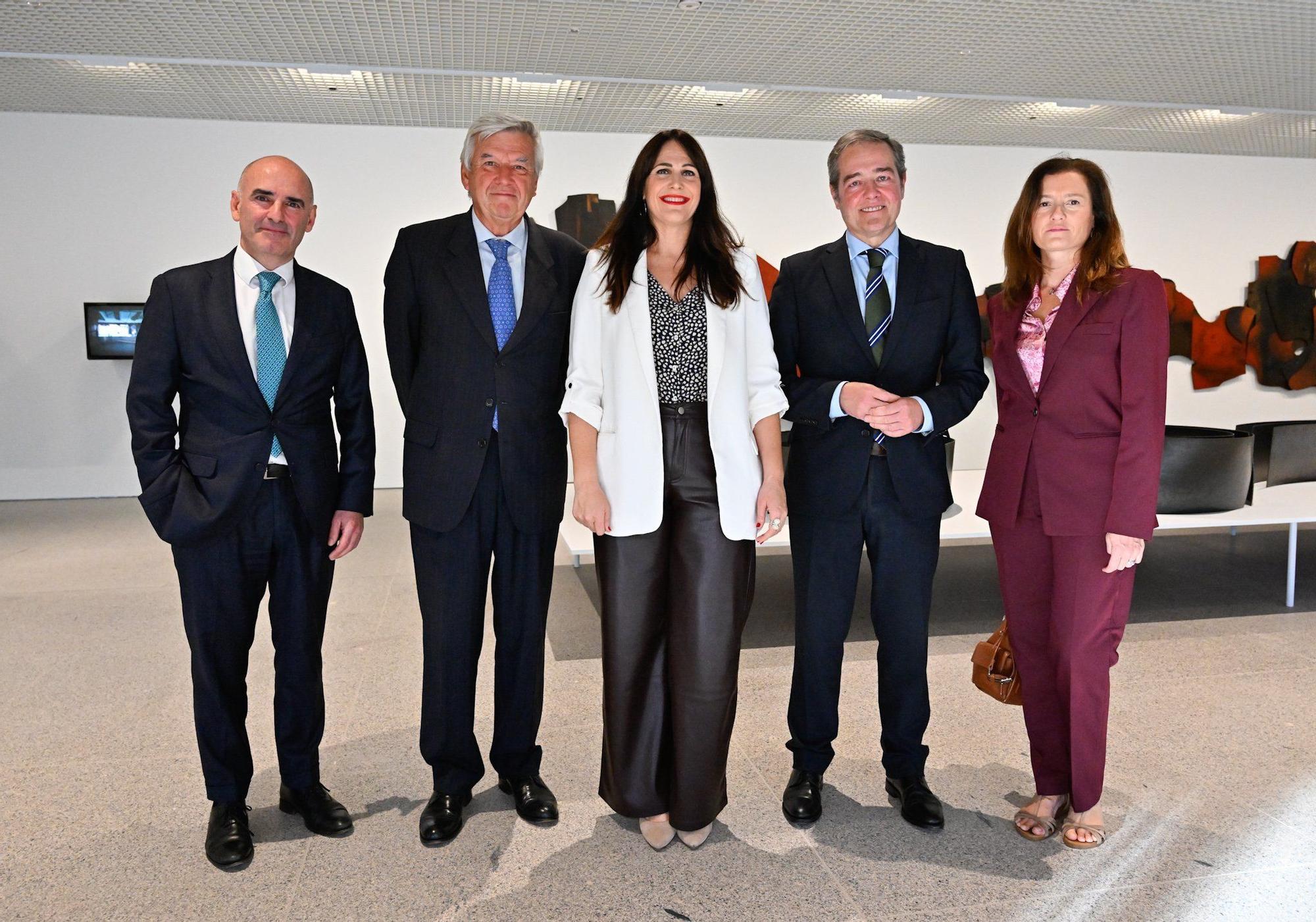 Andoni Aldekoa, Tomás Olano, Leixuri Arrizabalaga, Andoni Iturbe y Laura Poderoso.