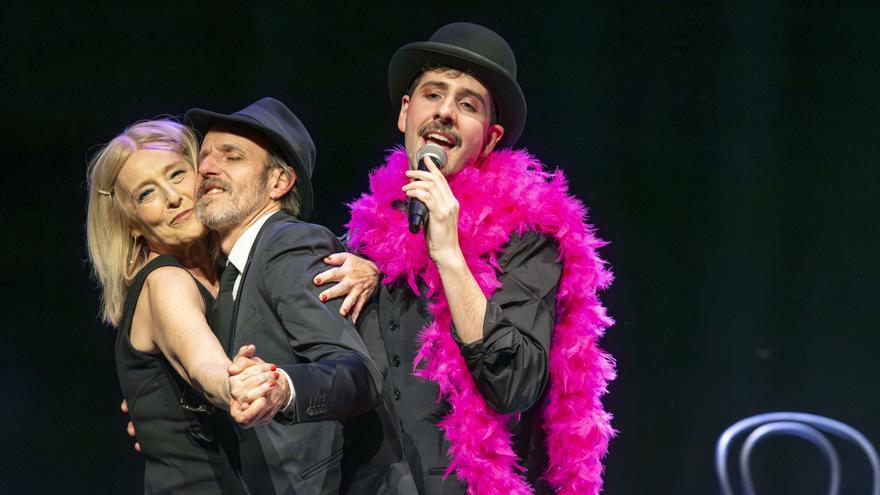 Estrenan una obra cosida con fragmentos de textos de Brecht