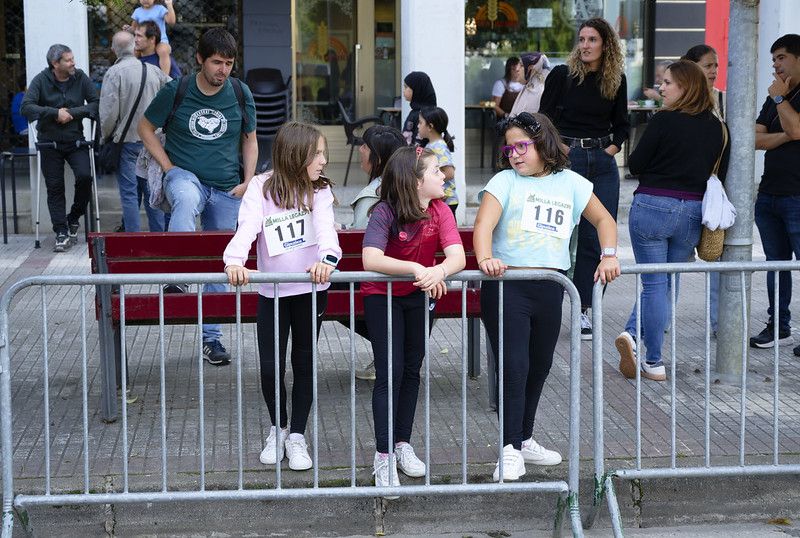 Castellers, gigantes y carrera popular en las Agorreko Santikutzak de Legazpi