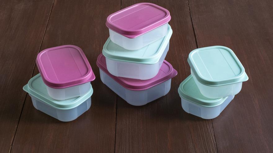 Nunca calientes la comida en un tupper de plástico: este es el motivo