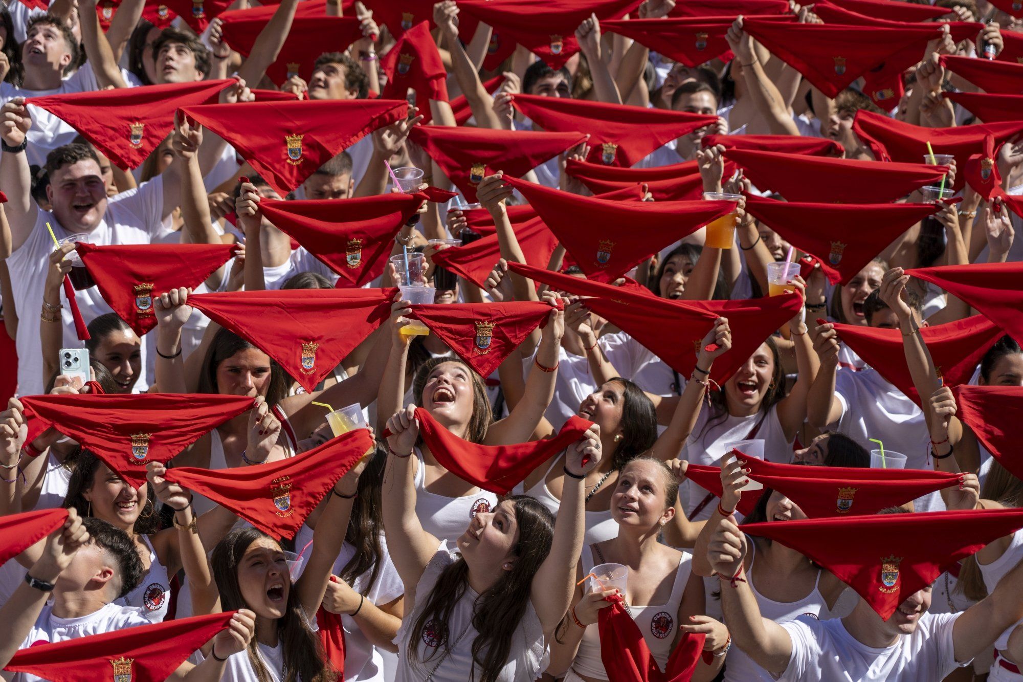 Fotos del cohete de fiestas de Milagro 2025