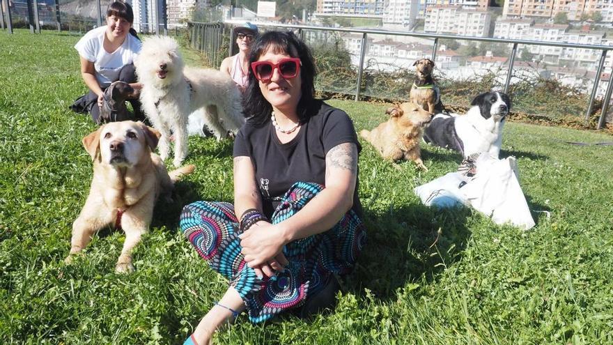 “Plantear un impuesto por tener un perro en Eibar me parece una medida que busca chuparnos el dinero”