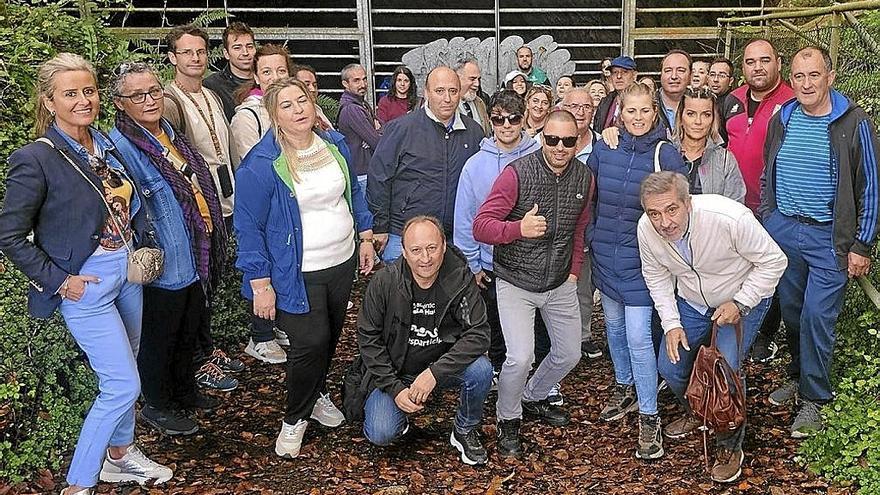 La delegación extremeña en su visita a la cueva de Mendukilo.  | FOTO: CEDIDA La delegación extremeña en su visita a la cueva de Mendukilo.  | FOTO: CEDIDA