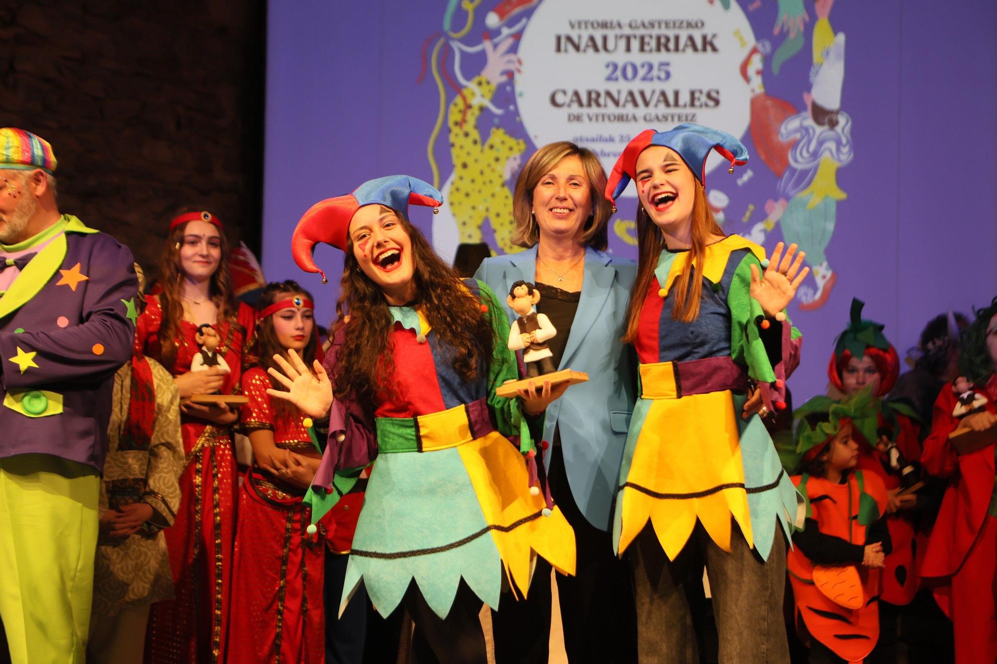 En imágenes: Presentación de Carnaval de las comparsas en el Palacio Villa Suso