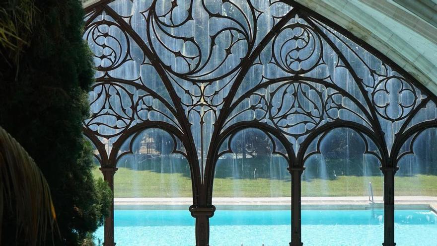 Esta es &quot;La piscina cubierta más bonita del Estado&quot;, según la revista Viajar: a tiro de piedra de Bizkaia y que &quot;no se puede ver prácticamente en ningún otro lugar del mundo&quot;