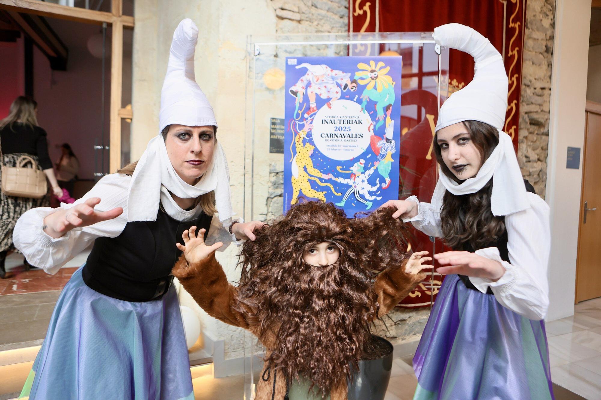 En imágenes: Presentación de Carnaval de las comparsas en el Palacio Villa Suso