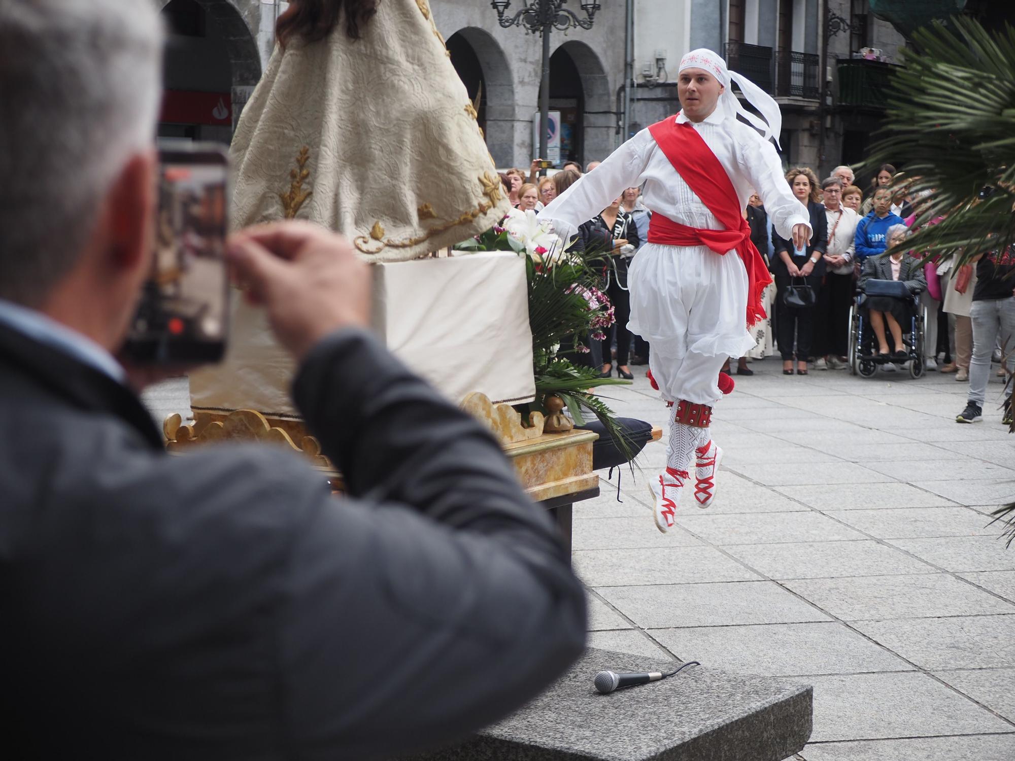 Azkoitia-Virgen-Urrategi-75-Aniversario93.JPG