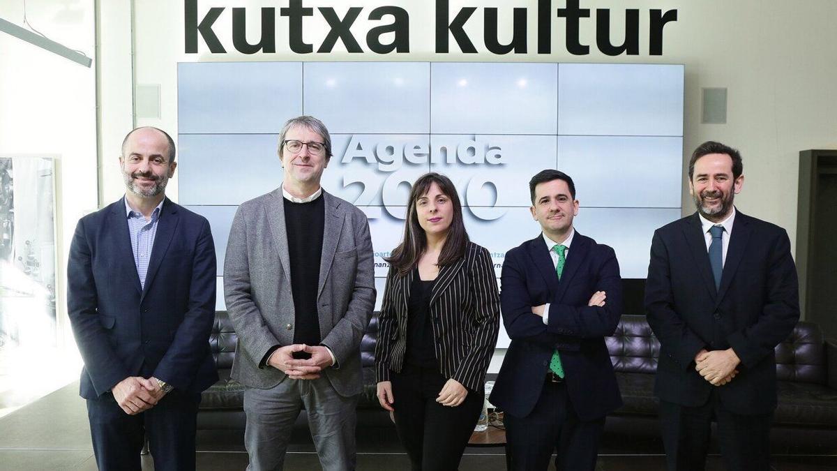 Los participantes en el encuentro en torno a los desafíos que comporta la Agenda 2030, celebrado el pasado viernes en Donostia